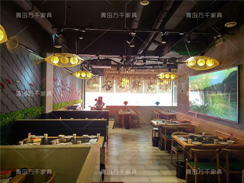  李二鮮魚火鍋 濟(jì)陽店